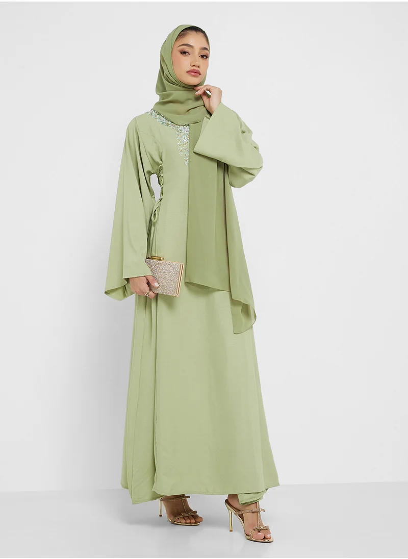 hayas closet V-Neck Embroidered Flared Sleeve Abaya
