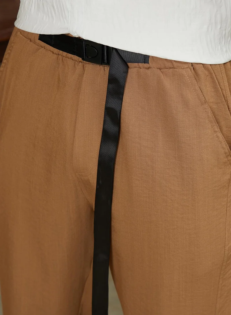 Campus Sutra  Men's Obsidian Black Solid Belted Cargo Pants For Casual Wear | Mid-Rise | Regular Fit | Elasticated Waist Closure | Cargo Pants Crafted With Comfort Fit For Everyday Wear for Men | Best Price UAE