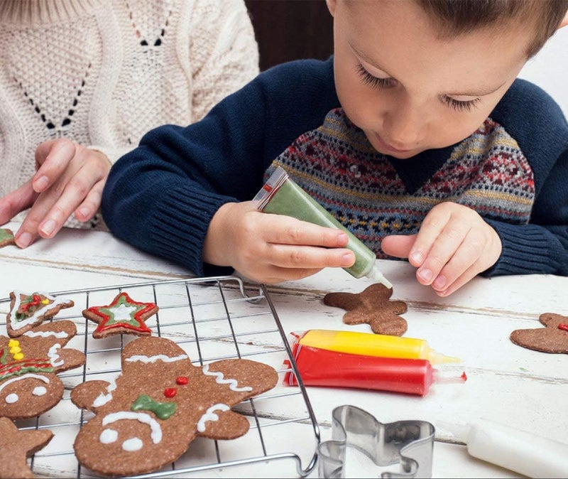 KAISHANE مجموعة قواطع بسكويت عيد الميلاد من 9 أشكال نجمة شجرة ملاك جرس جورب أشكال أخرى من الفولاذ المقاوم للصدأ - Image 2