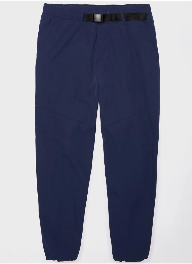American Eagle Essential Belted Joggers