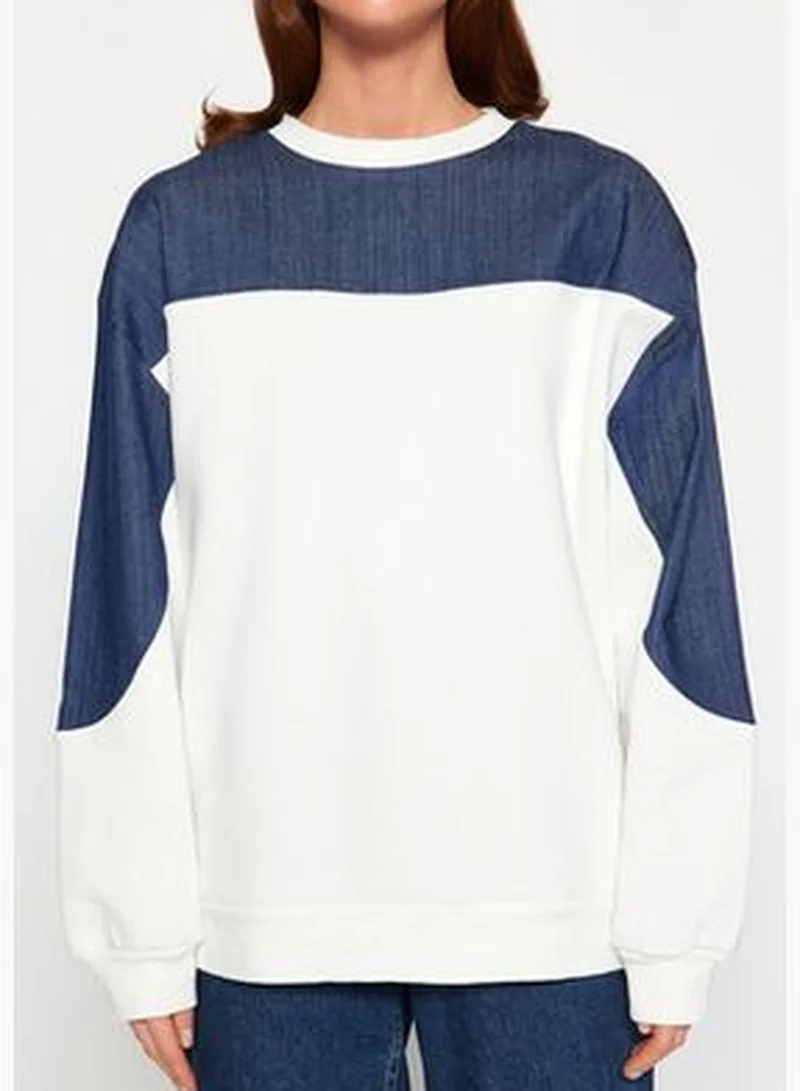 trendyol Thick Ecru, Fleece Inside, Denim Detailed Balloon Sleeves Oversize/Cromatic Knitted Sweatshirt TWOAW24SW00204.