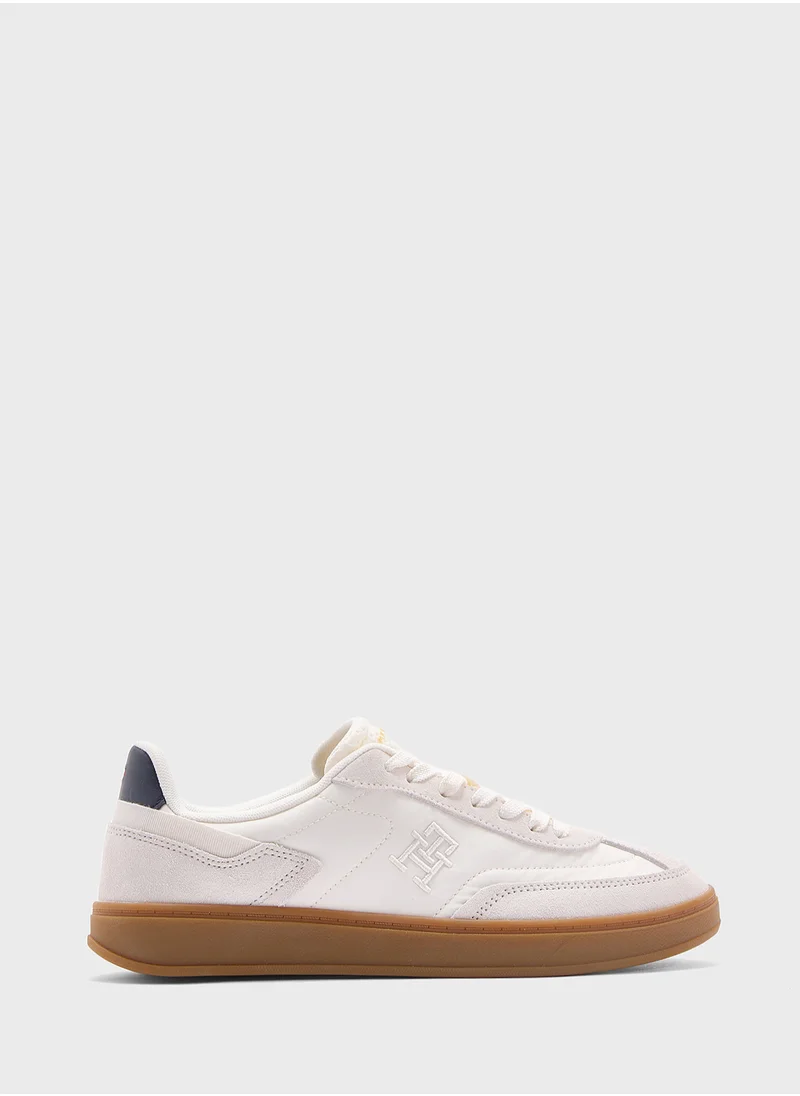تومي هيلفيغر Heritage Sneakers