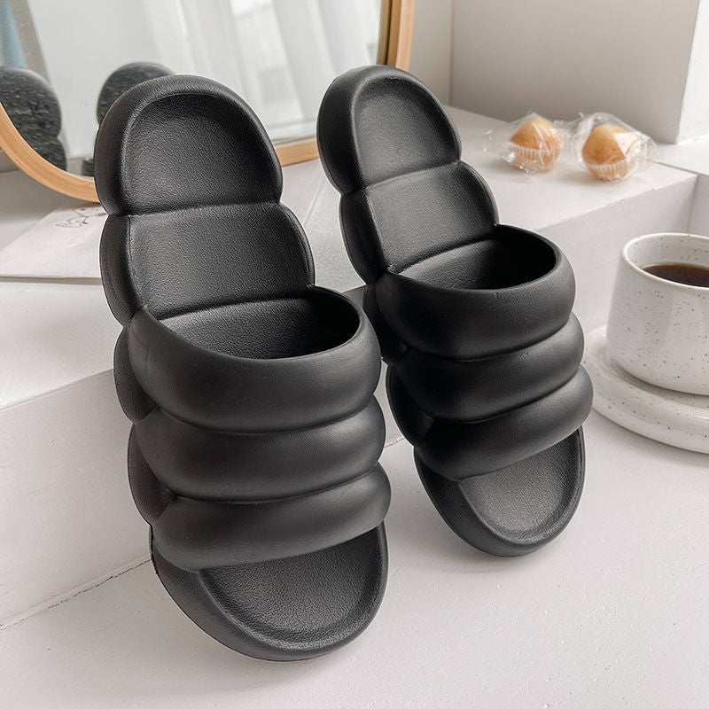 Slippers Womens Home and Summer Out Wear 2025 New Mens Couples Feeling Caterpillar Sandals with Thick Slippers Black