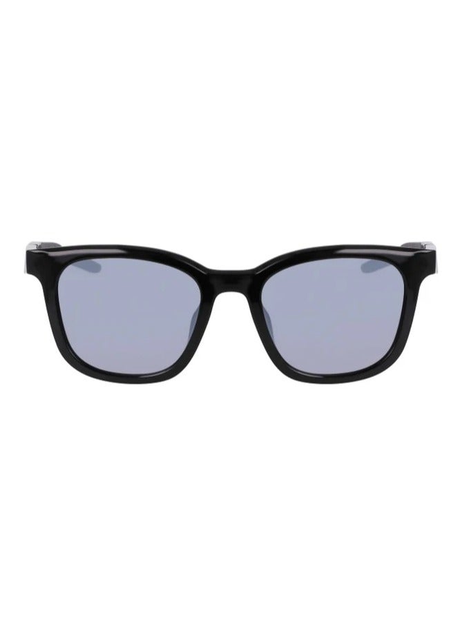 Nike FV2405 010 52 Unisex Sunglasses - Image 2