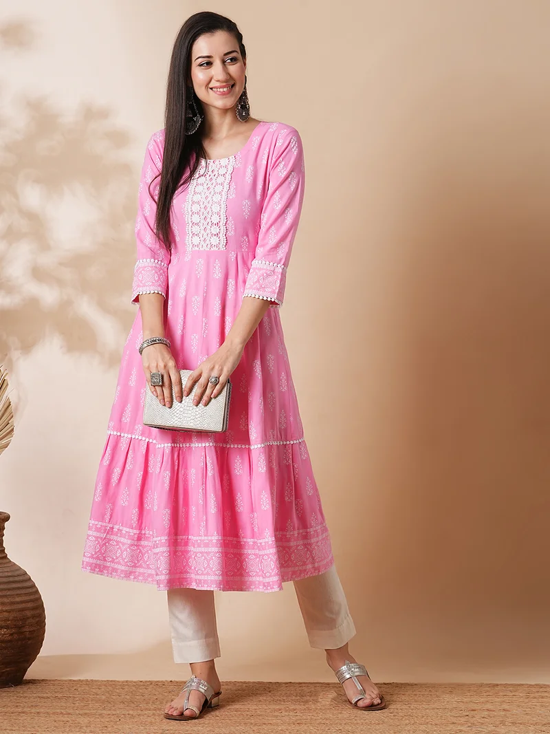 globus Women Ethnic Motifs Gotta Patti Indie Prints A Line Kurta