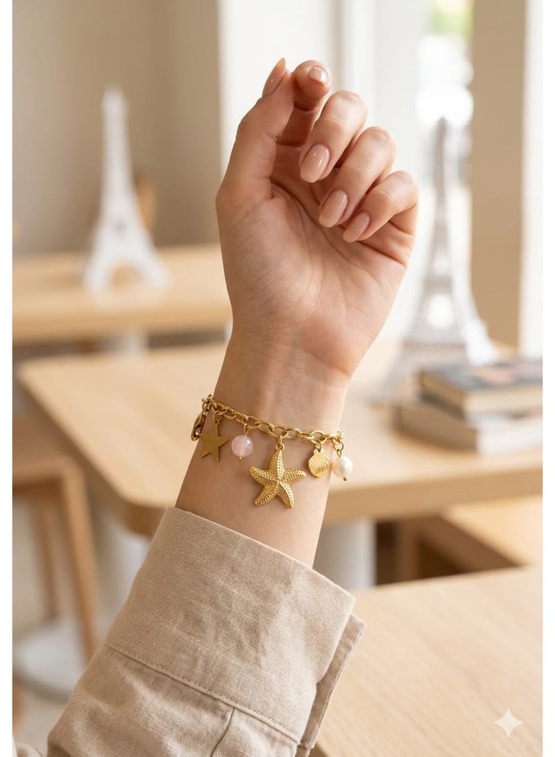 Trendy Chain Charm Bracelet with Adjustable Fastening - Elegant Wristband & Fashion Accessory for Everyday Wear