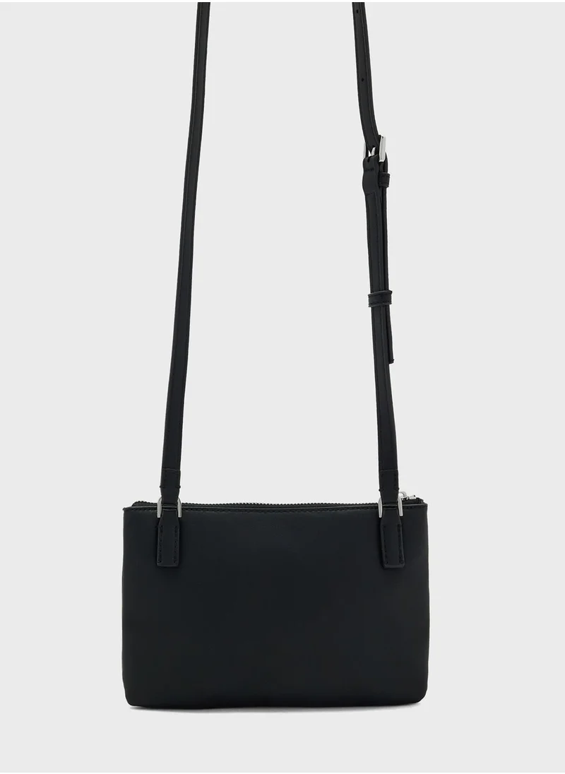 CALVIN KLEIN Narrow Strap Crossbody