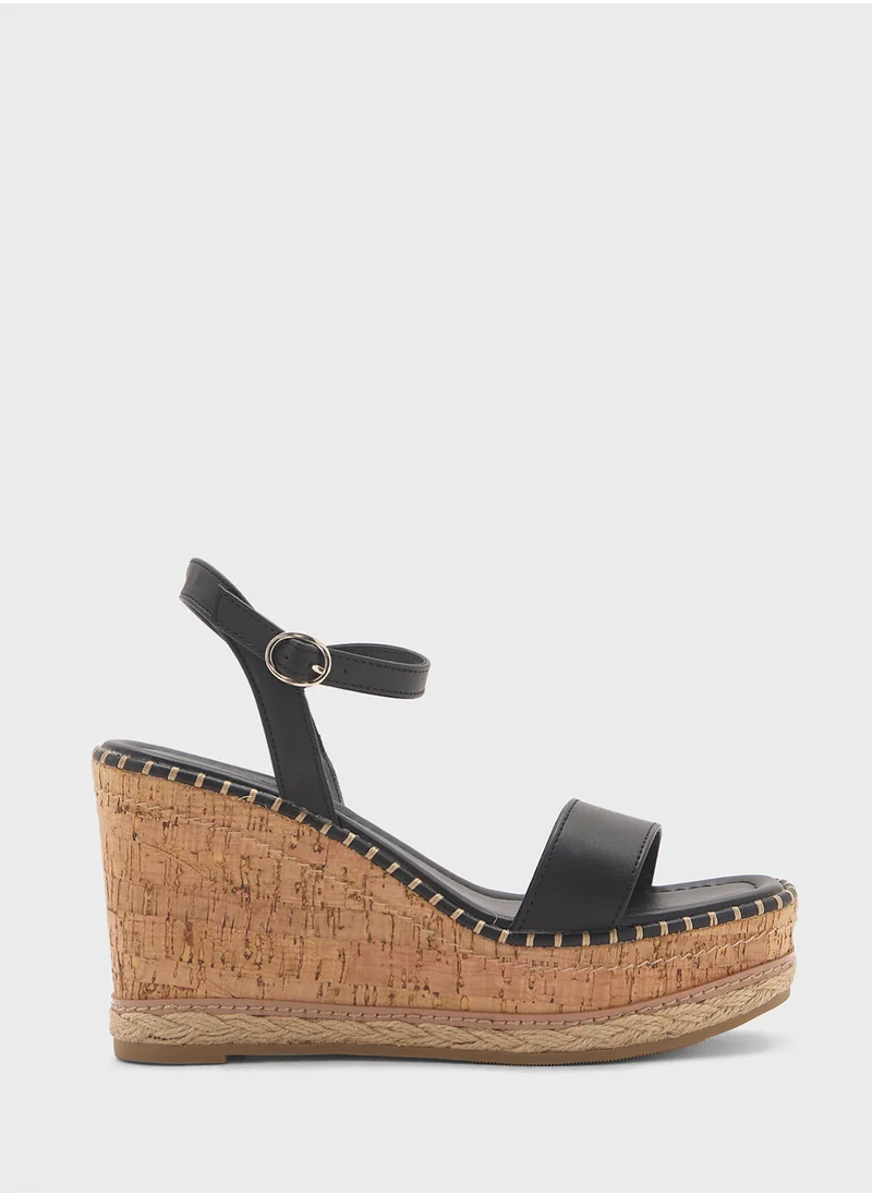STEVE MADDEN Summeer Ankle Strap High Heel Wedge Sandals