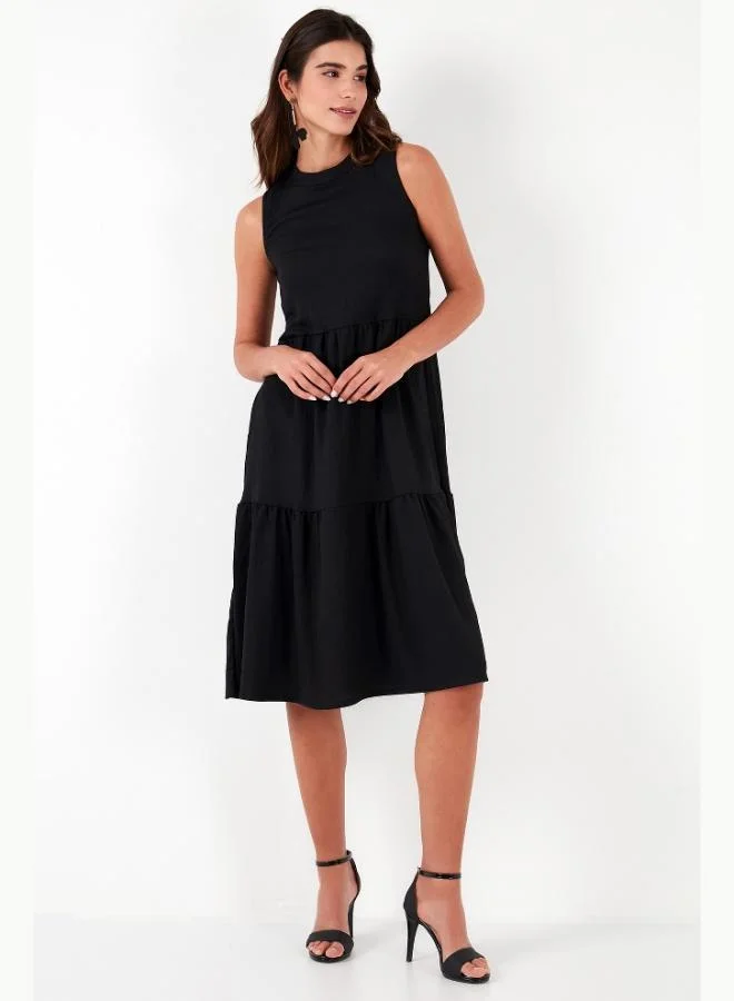 ليلا فستان ميدي بدون أكمام بقصة عادية للنساء