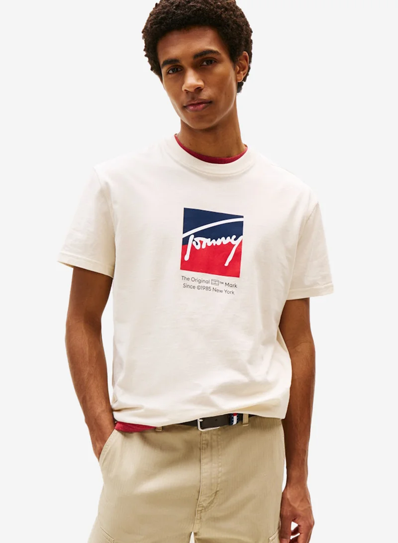 تومي جينز تيشيرت كاجوال بقصة عادية وياقة دائرية