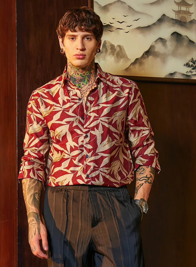 Campus Sutra Men's Sangria Red Flóré Noir Shirt For Casual Wear | Spread Collar | Long Cuffed Sleeves | Button Closure | Shirt Crafted With Comfort Fit For Everyday Wear