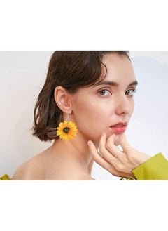 Huitich Bright Sunflower Jewelry Set Yellow Pendant Necklace & Matching Earrings for Women  - Image 5
