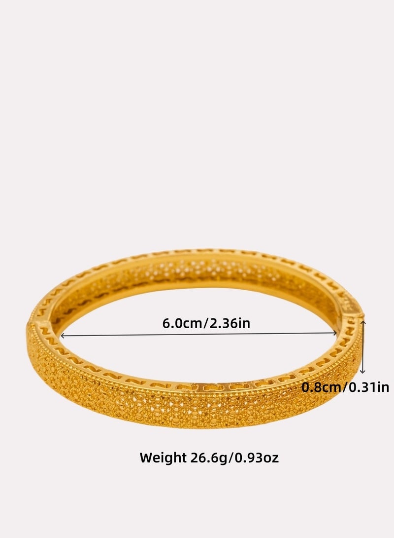 FASHION Hollow Out Side Geometric Printed Bracelet, Exquisite And Environmentally Friendly Copper Women's Fashionable Bracelet - Image 2