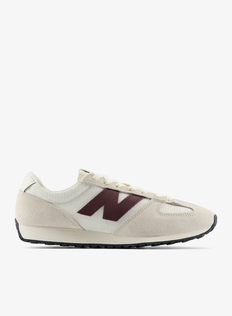 471 Sneakers