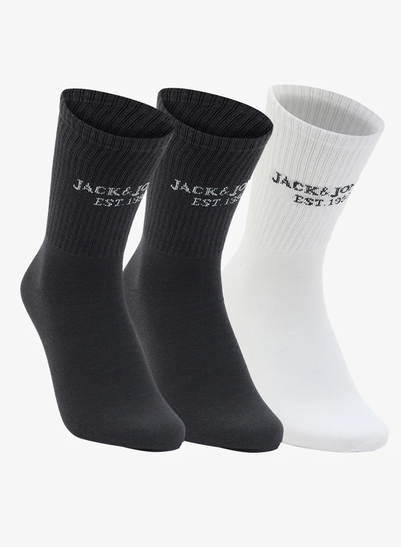 3 Pack Of Crew Socks