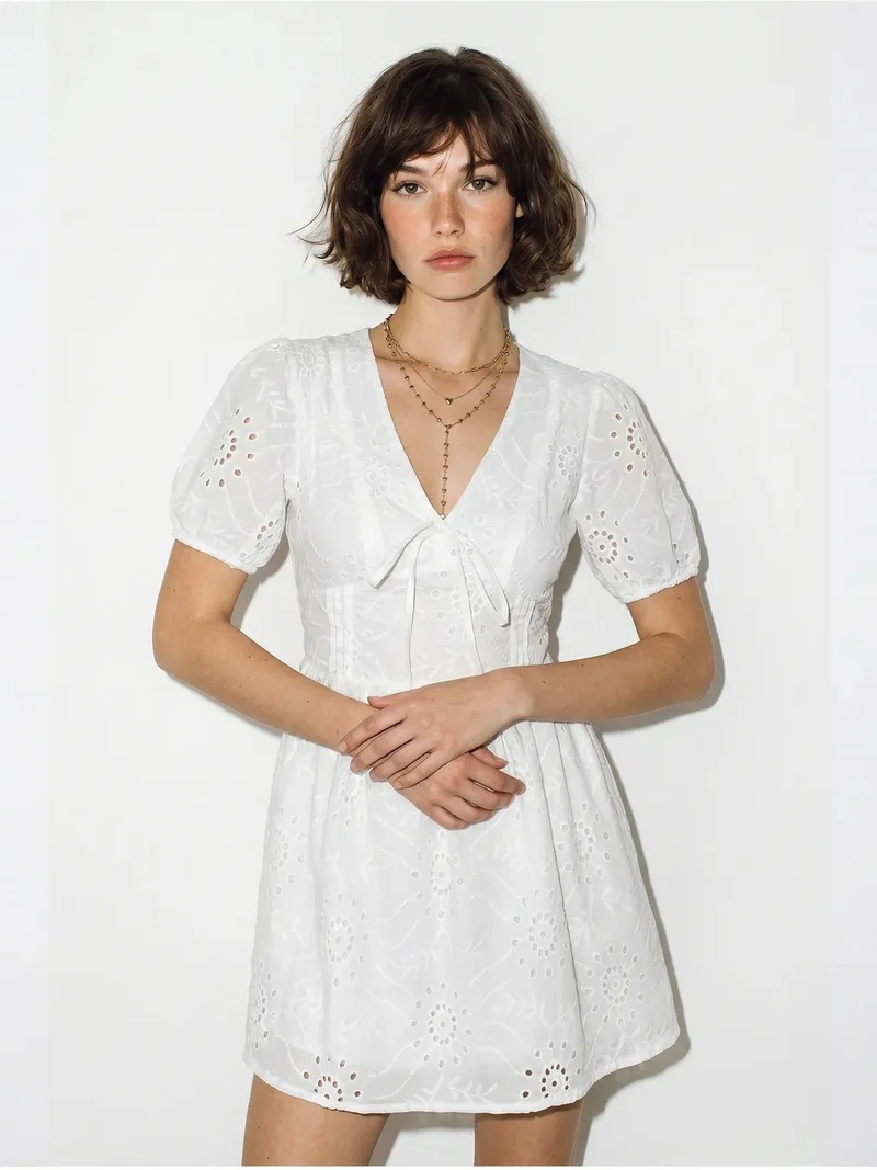 بيانكو لوتشي LUCCI Embroidered Mini Skater Dress