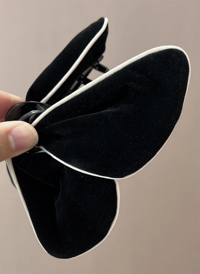 مشابك شعر أنيقة من الفرو الناعم على الطراز الفرنسي لفصل الشتاء والربيع والعام الجديد - تتميز بدبابيس شعر مخملية ناعمة على شكل فراشة وسمكة قرش للنساء كهدية. - Image 3