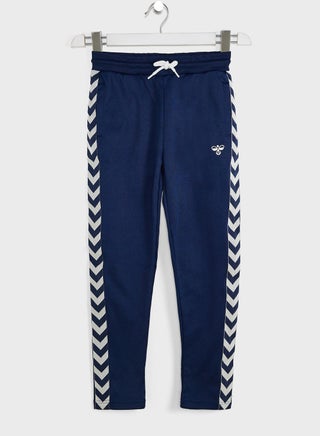 Kids Kick Logo Sweatpants - pzsku/ZBD1EEBDBC9E260753F9FZ/45/1746747838/2d523fad-9ef5-4244-90c8-152407c29edc