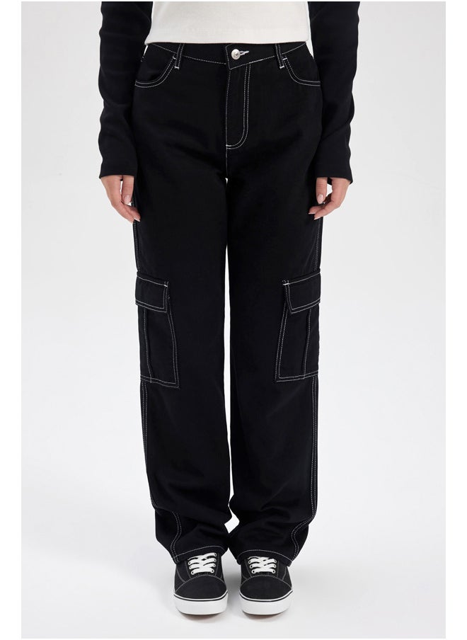 DeFacto - Woman Straight Fit Cargo Woven Trousers - Image 1