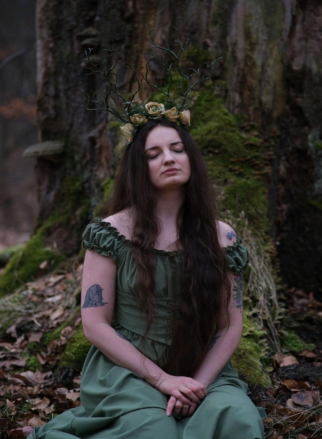 MOSTORY Handmade Green Branch Crown Woodland Flower Headband Forest Antler Headpiece Floral Fairy Hairband for Women Girls Renfaire Elf Cosplay Halloween Party - Image 2