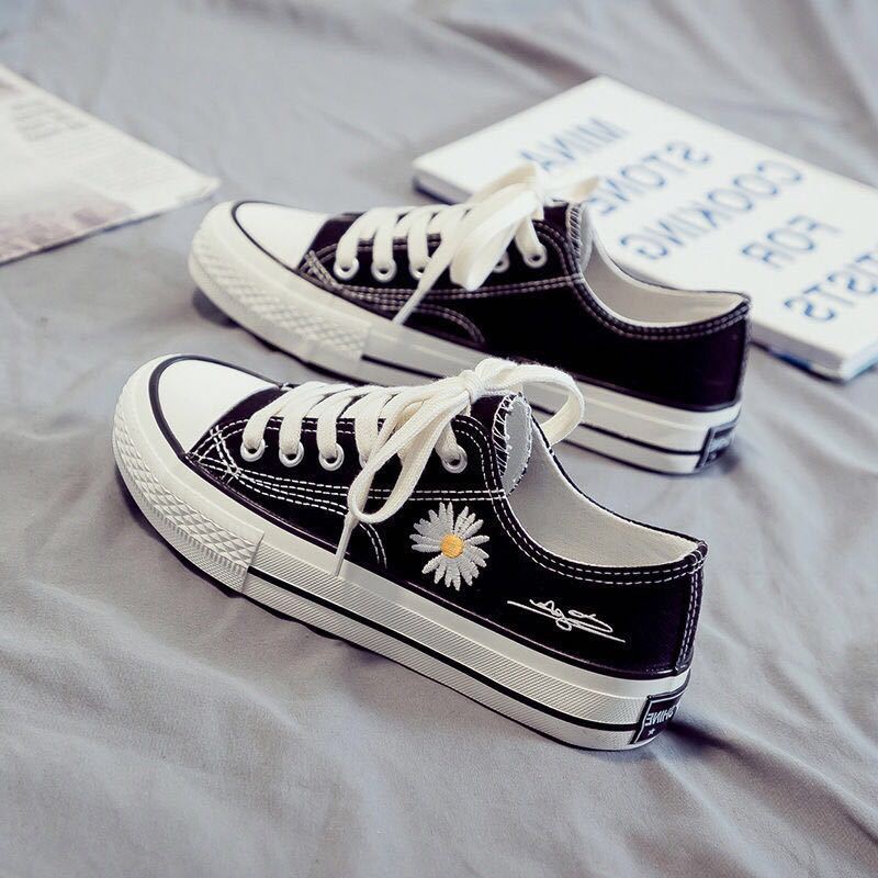 2025 Spring New Daisy Canvas Female Student Harajuku All-Match Shoes - Image 3
