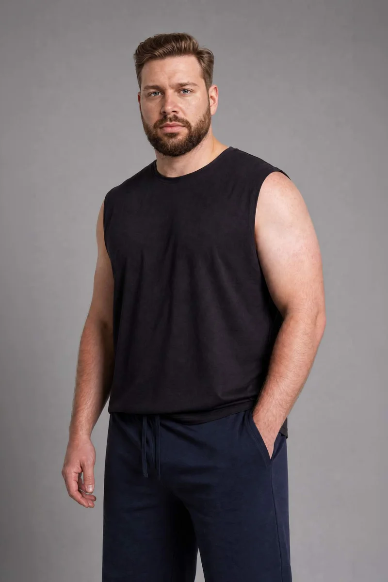 ديفاكتو Boxy Fit Crew Neck Sleeveless Tank Top
