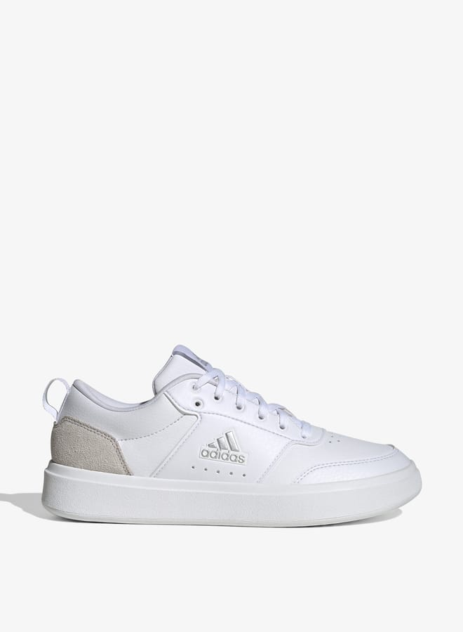 Adidas حذاء رياضي مزخرف للنساء - بارك ست - Image 2