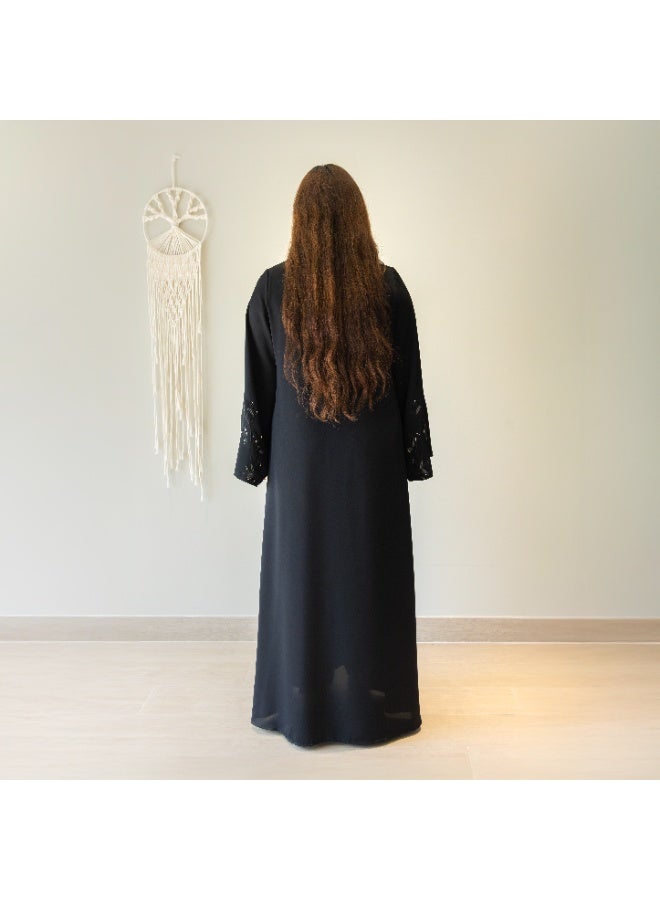LINELLE عباءة لينيل السوداء للنساء - تصميم بفتحة على شكل حرف V، مزودة بأزرار من الأمام مع تطريز على الأكمام وحافة الأسفل، ملابس يومية ومناسبة محتشمة - Image 4