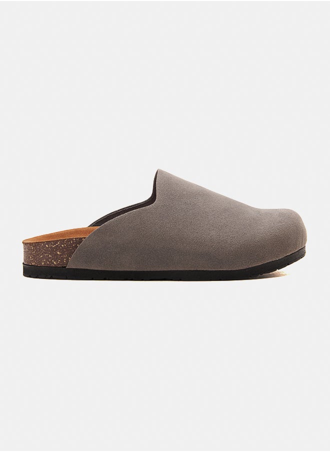 TGS - Low Clogs - Image 1