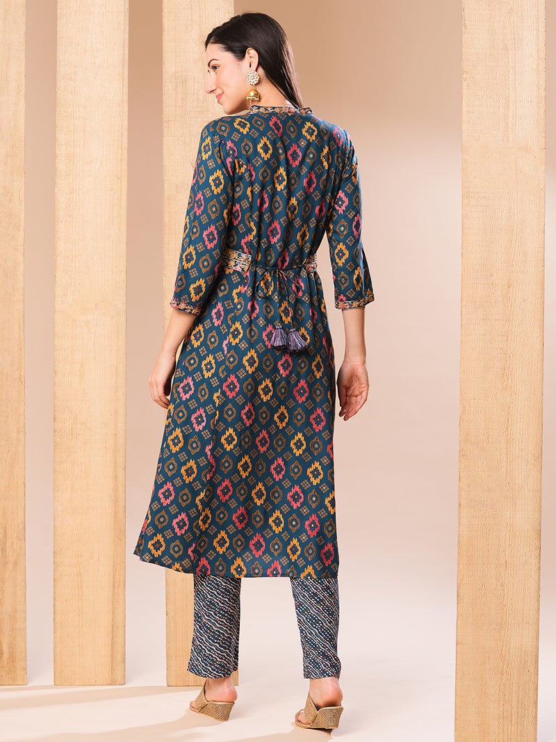 globus Globus Women Blue & Orange Ethnic Motifs Printed Regular Thread Work Kurta With Trousers - Image 3