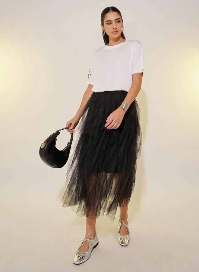 تايك تو تيشيرت قطن برقبة دائرية وأكمام قصيرة بطبعة شعار