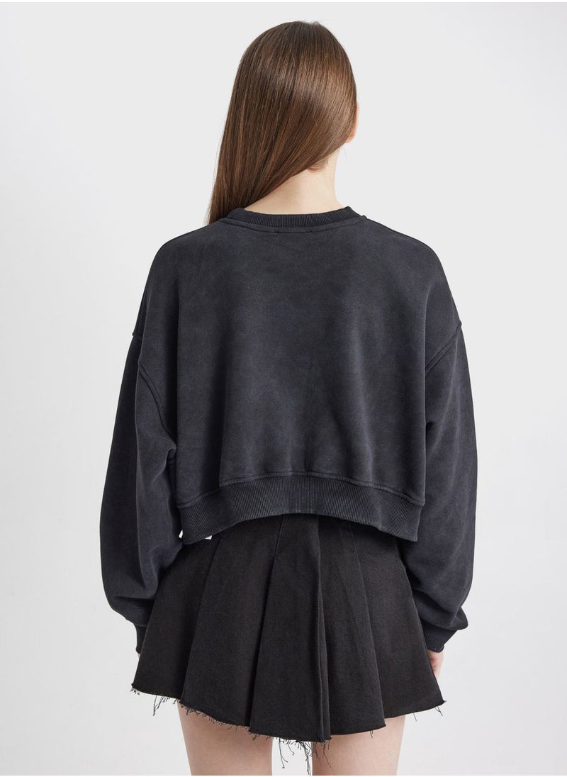 DeFacto Crop Sweatshirt  - Image 2