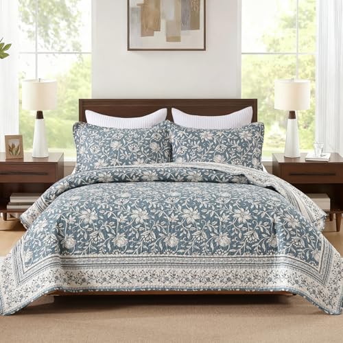 PANGUSHAN Quilt Set Queen Size - 100% Cotton Queen Comforter Set, Floral Vintage Bedspread with 2 Pillow Shams, Reversible Lightweight Bedding, Queen Bed Spread for All Season, Grayish-Blue/White - Image 2