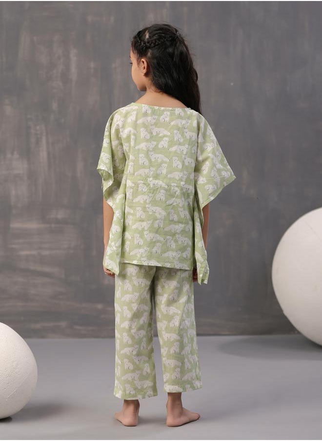 sanskrutihomes - Bear Print Kaftan & Pyjama Set by Styli - Image 1