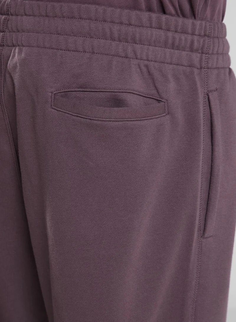 New Balance  Essentials Uni-Ssentials Sweatpants for Men | Best Price UAE