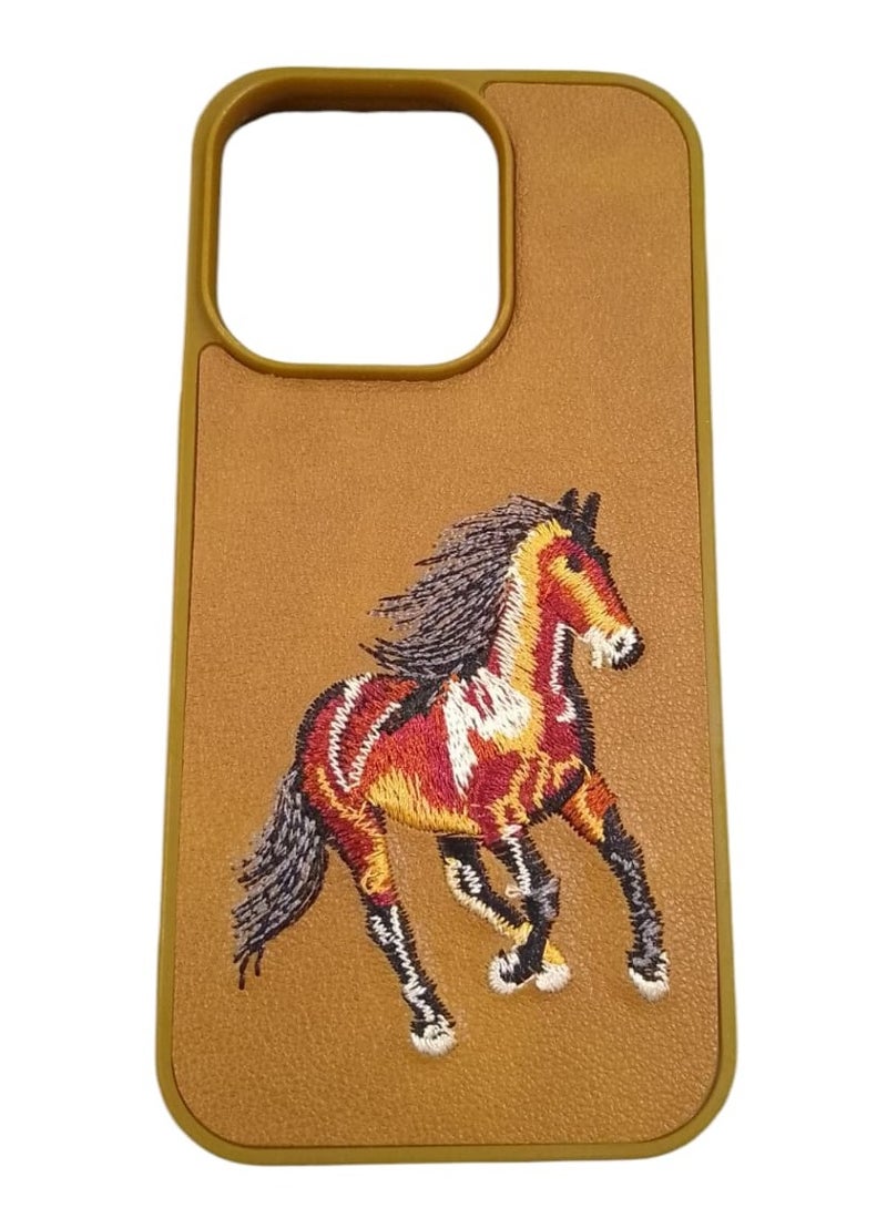 كيس جراب هاتف مضاد للصدمات بتصميم تطريز حصان لهاتف آيفون 16 برو ماكس باللون بني