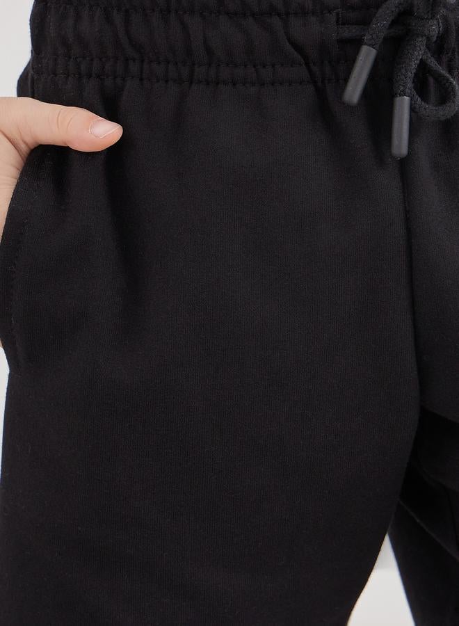 ستايلي شورت ستايلي بويز موحد للمدرسة بلون سادة مع رباط - Image 3