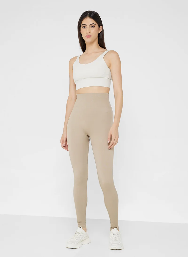 FRWD Seamless High Coverage Sports Bra