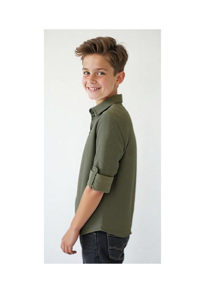 CAVIO Boys Spread Collar Full Sleeves Plain Shirt in Green - Image 3