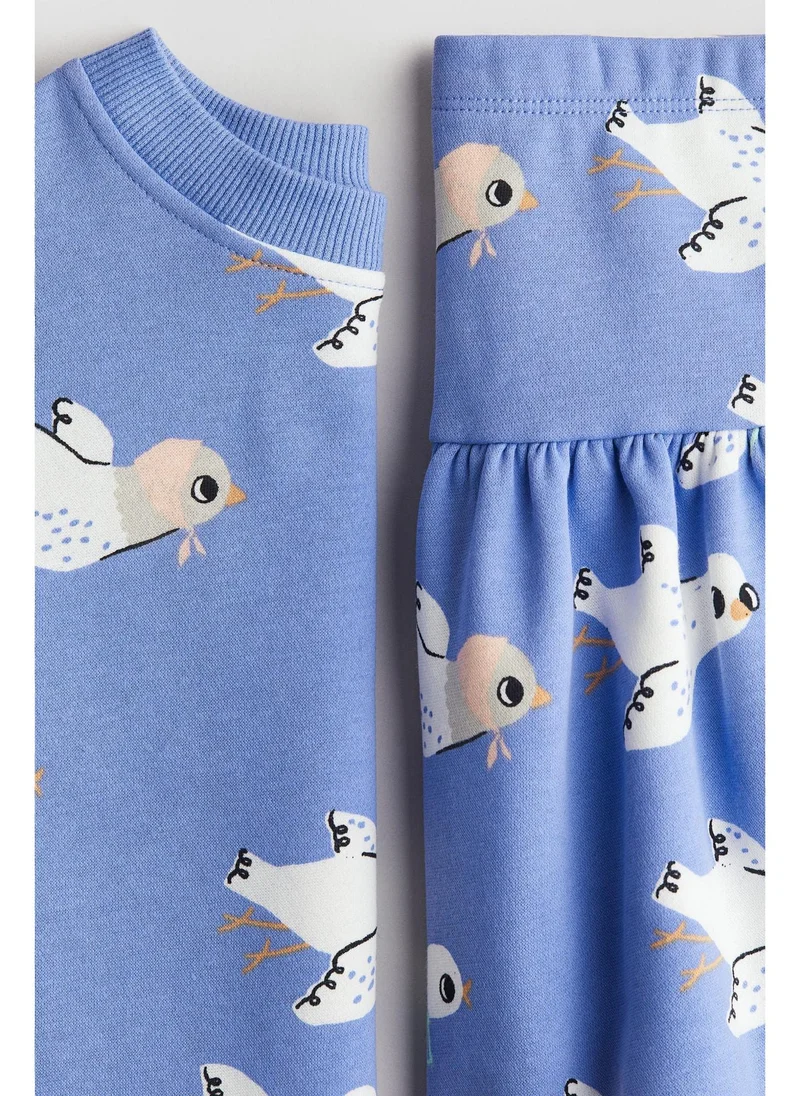 اتش اند ام 2-piece sweatshirt and skirt set