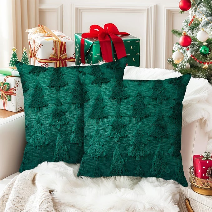 CHRISTMAS TREE 18X18 THROW PILLOW COVERS SET OF 2 SOFT FLUFFY PILLOWCASES FOR HOME DECORATIVE BOHO PILLOW COVERS FOR COUCH BEDROOM GREENTREE 18X18