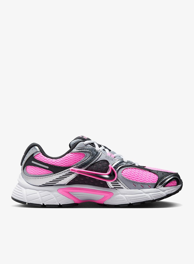 نايكي في  آر إن آر - Image 1