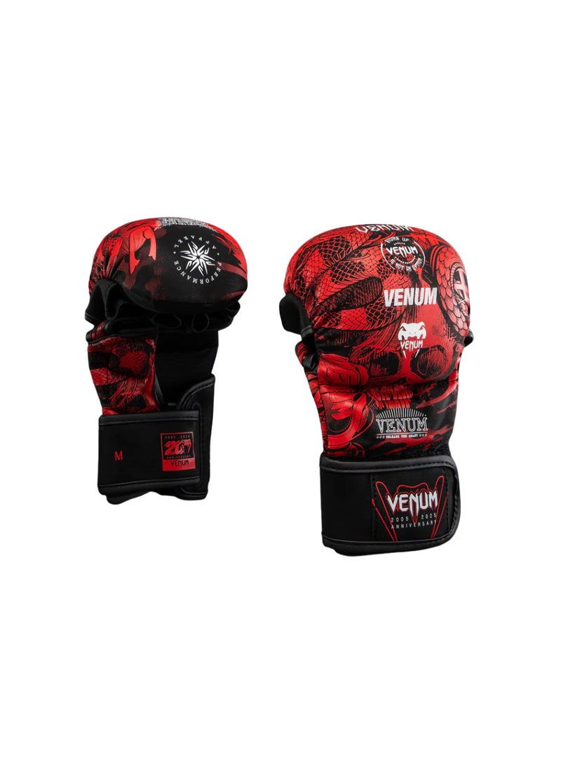 Venum 20th Anniversary Sparring Gloves – Black/Red - Image 3