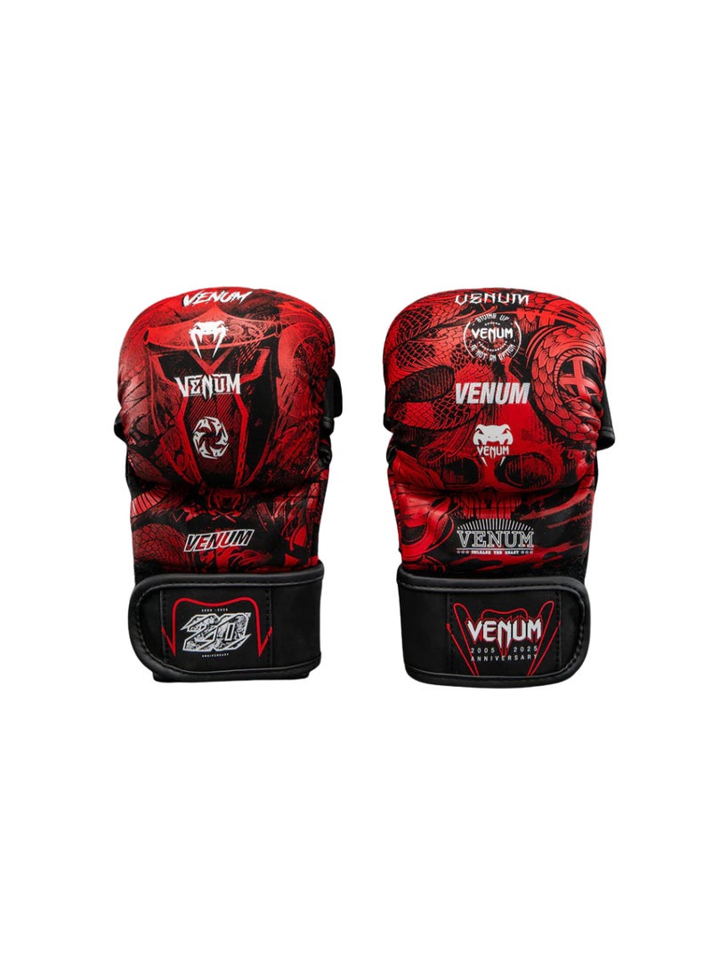 Venum 20th Anniversary Sparring Gloves – Black/Red - Image 2
