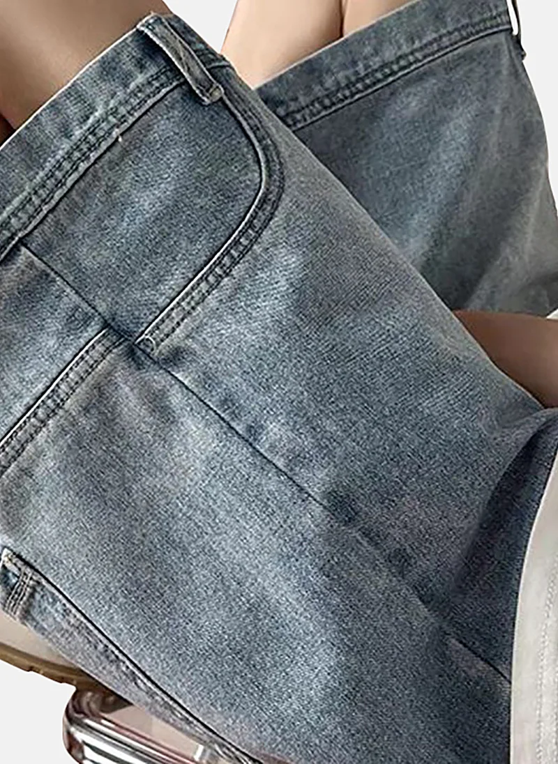 يونيكي Blue Mid Rise Soild Relaxed Fit Shorts