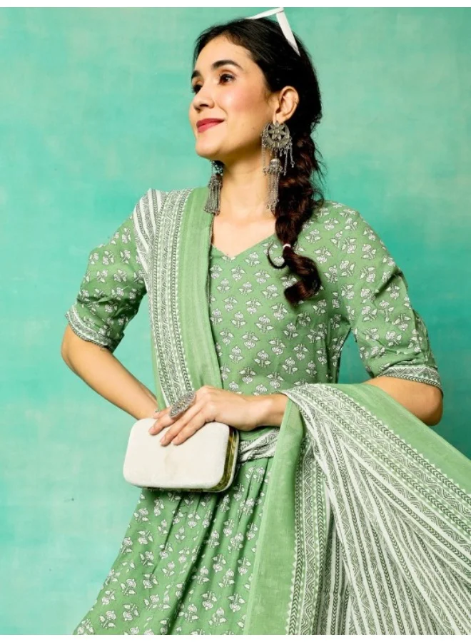 AKS Green & White Nyra-Cut Kurta & Pant With Dupatta