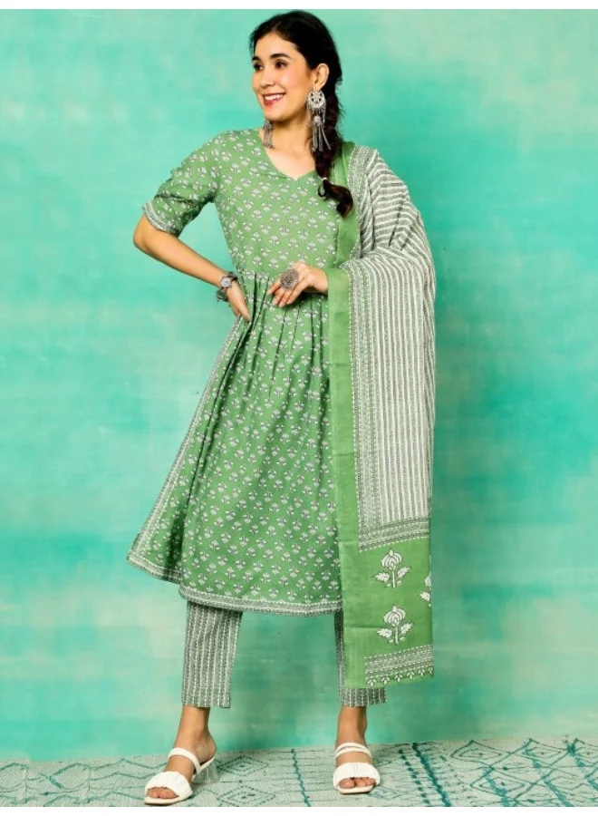 AKS Green & White Nyra-Cut Kurta & Pant With Dupatta