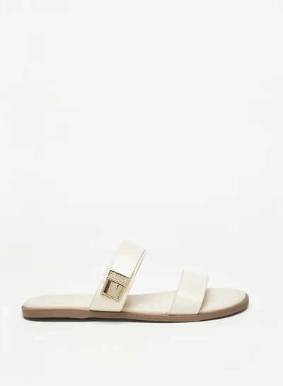 سيليست Women's Slip-On Sandal with Metal Accent
