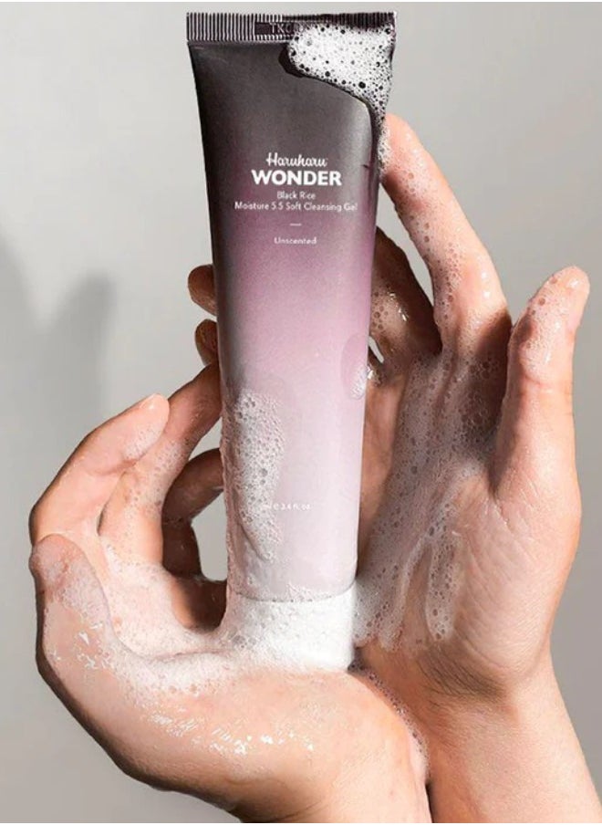 Haruharu - Wonder Black Rice Moisture 5.5 Soft Cleansing Gel 100ml Fermented Black Rice Face Wash Foam Cleanser - Image 1