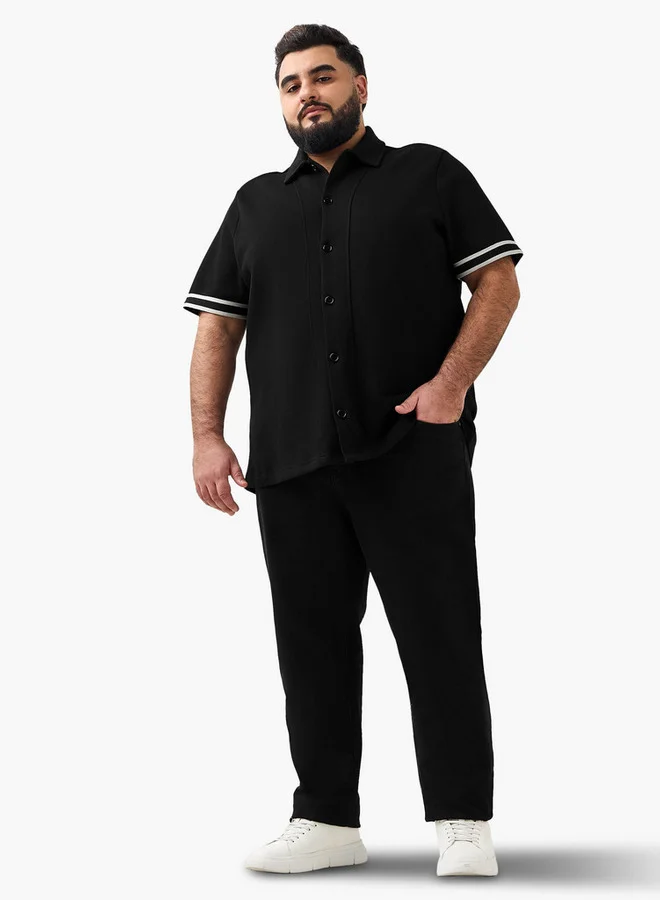 سبلاش فيڤ Men Regular Fit Collared Embroidered Short Sleeve Shirt